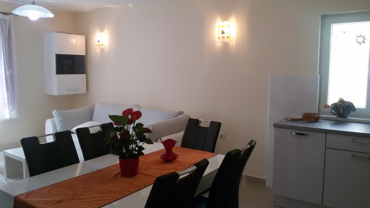 Apartment Anita Βόντιτσε Εξωτερικό φωτογραφία