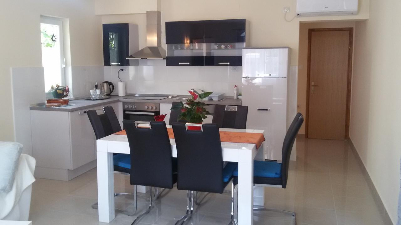 Apartment Anita Βόντιτσε Εξωτερικό φωτογραφία